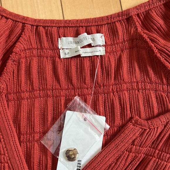 Urban Outfitters Blouse - Picture 3 of 4